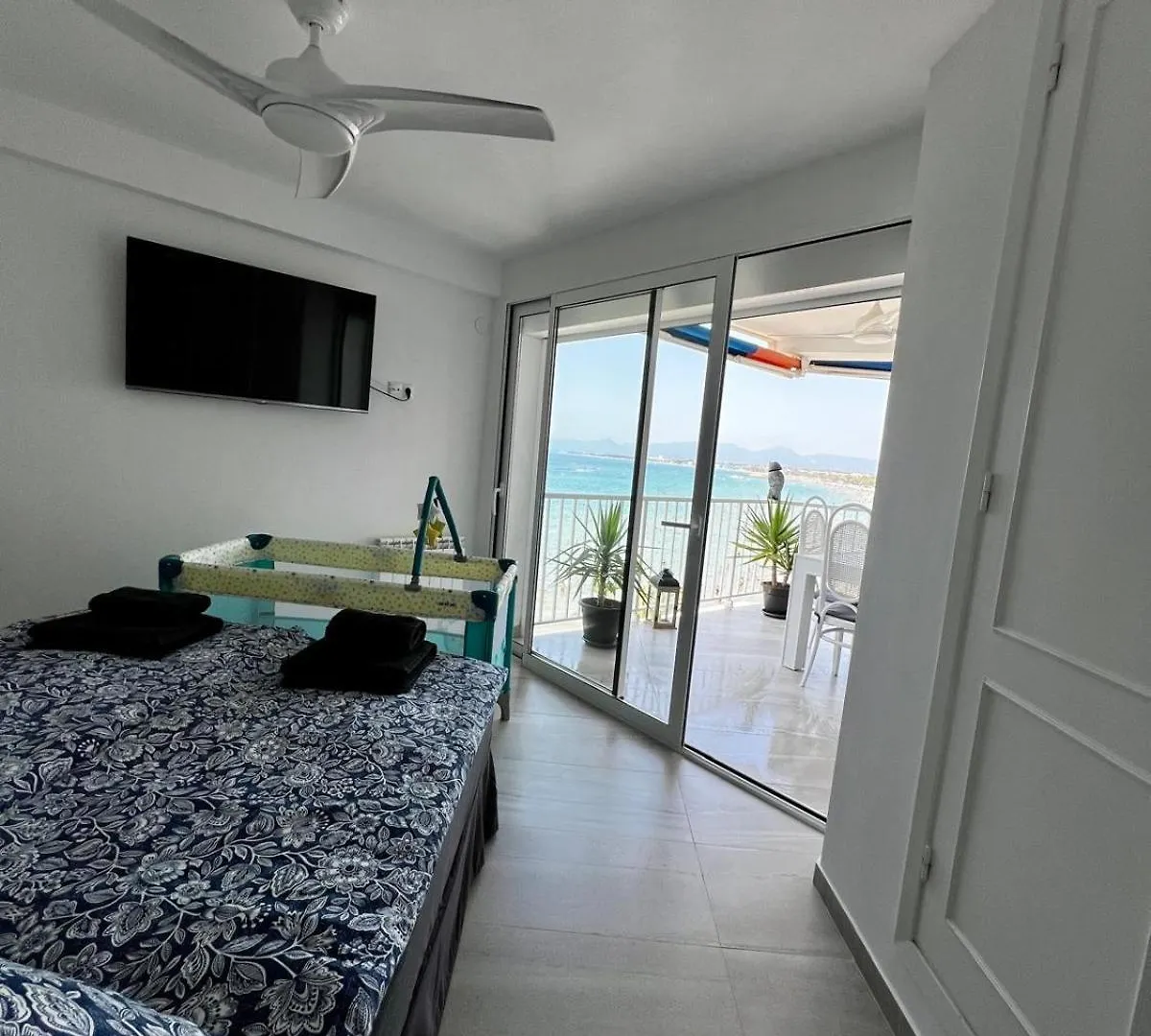 アパート Bello Horizonte Apartman 4B サロウ スペイン